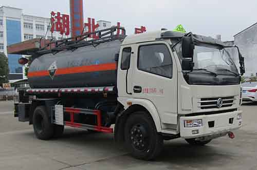 中汽力威牌HLW5140GFW5EQ腐蚀性物品罐式运输车
