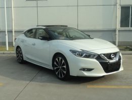 东风日产牌DFL7250VANS3型轿车