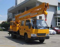 高空作业车