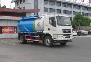 吸污车