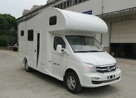 旅居车