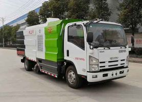 吸尘车
