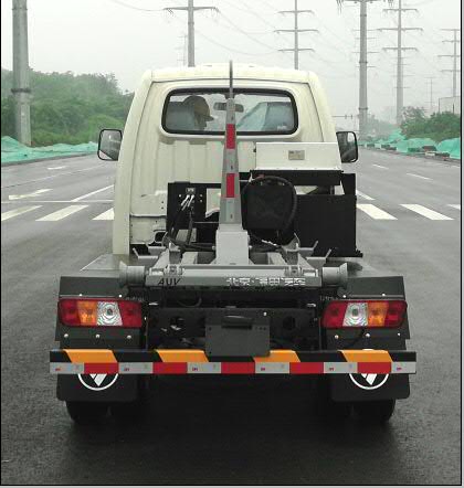 福田牌BJ5042ZXXEV-H1纯电动车厢可卸式垃圾车公告图片