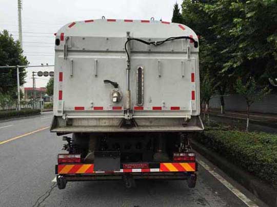 華林牌HLT5160TXSEV純電動洗掃車公告圖片