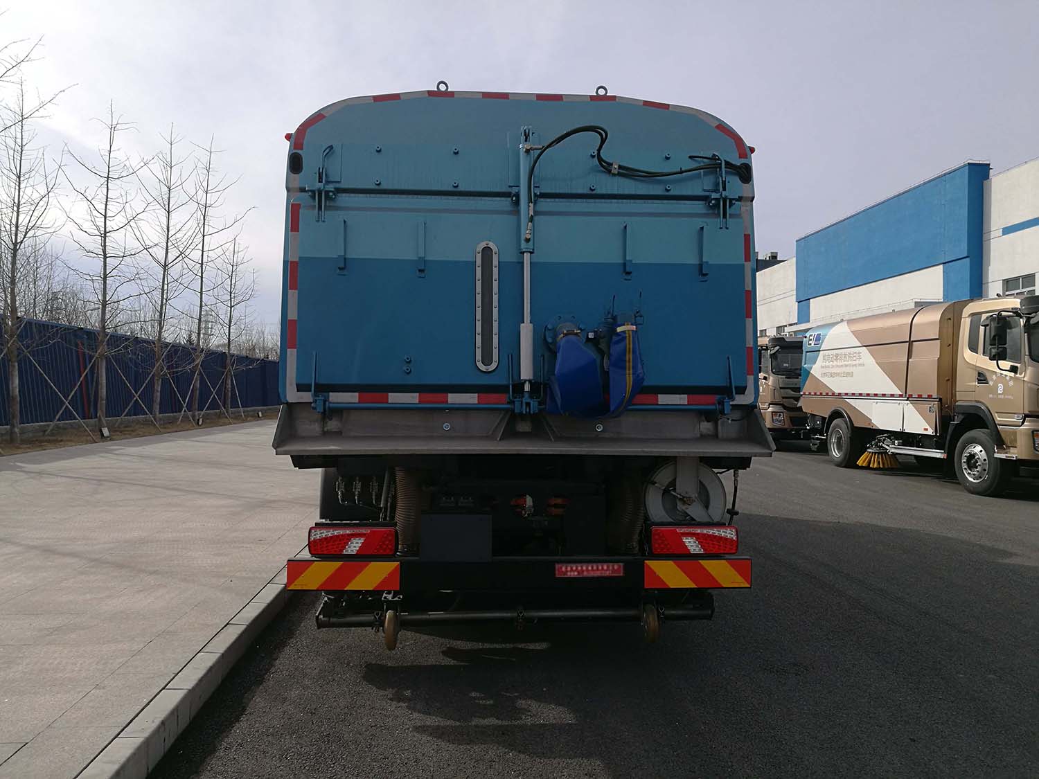 華林牌HLT5160TXSEV純電動洗掃車公告圖片