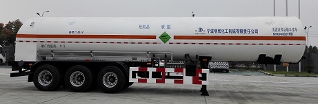 明欣牌11.9米26.7吨3轴低温液体运输半挂车(NMX9400GDYR)