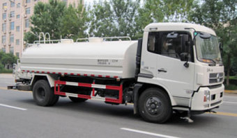 路太牌LTZ5161GQX5DF清洗车