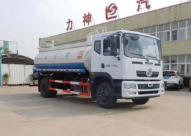 吸污车
