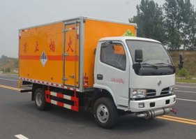 多士星牌JHW5042XZWE杂项危险物品厢式运输车