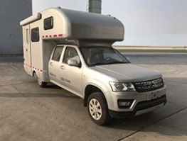 旅居车