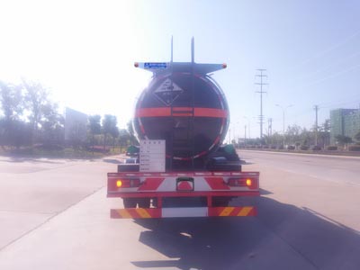 程力威牌CLW5259GFW5腐蚀性物品罐式运输车公告图片