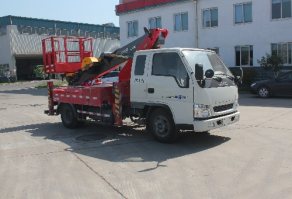 高空作业车