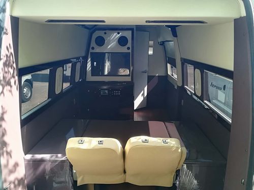 陆平机器牌LPM5040XLJ5旅居车公告图片