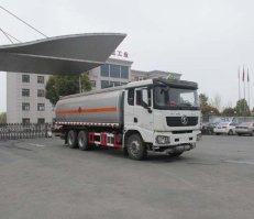 易燃液体罐式运输车