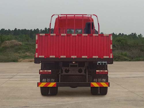 HFC1251P12K4D54S3V 江淮牌245马力前四后四(小三轴)柴油9.4米国五载货汽车图片