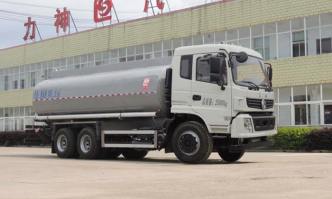 供液车