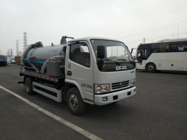 吸污车