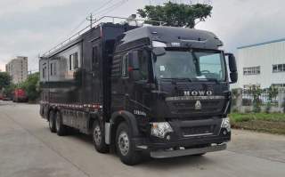 指挥车