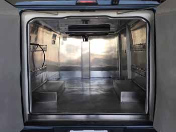 依維柯牌NJ5045XLCQZA冷藏車公告圖片