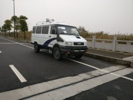 勘察车