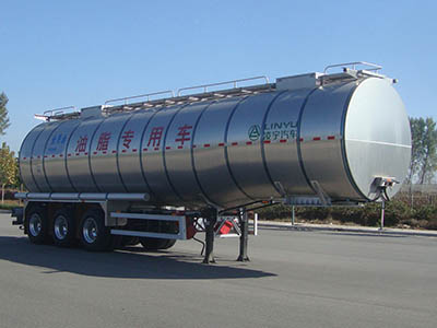 凌宇牌12米31.6吨3轴食用油运输半挂车(CLY9405GSY)