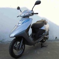 两轮摩托车