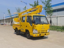 高空作业车