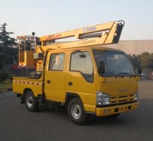 高空作业车