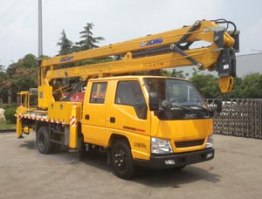 高空作业车
