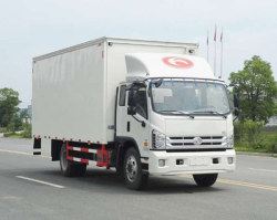 程力威牌CLW5140XWTB5舞台车