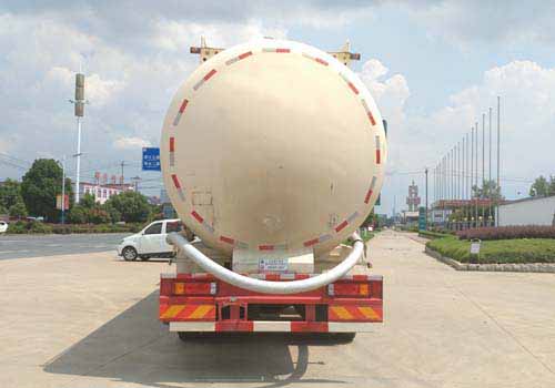 華威馳樂牌SGZ5310GFLSX5低密度粉粒物料運輸車公告圖片