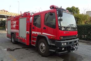 压缩空气泡沫消防车