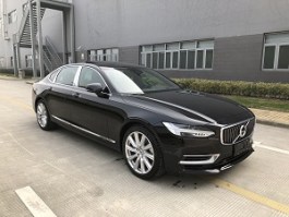沃尔沃牌VCD7204H23PHEV型插电式混合动力轿车