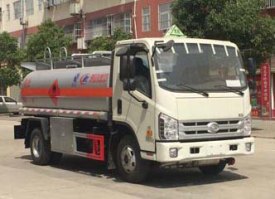 运油车