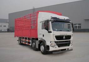 仓栅式运输车