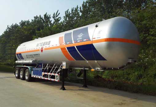 宏图牌12.9米24.4吨3轴液化气体运输半挂车(HT9409GYQA4)