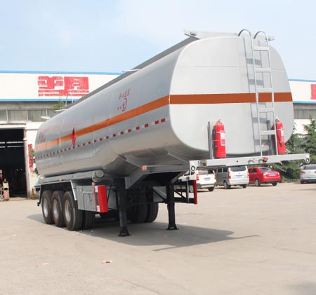 劲越牌11米29.5吨3轴易燃液体罐式运输半挂车(LYD9400GRY)