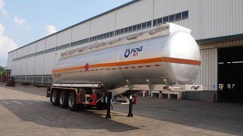 运力牌11.1米31.6吨3轴易燃液体罐式运输半挂车(LG9403GRY)