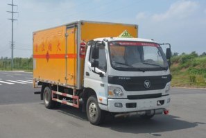 爆破器材运输车