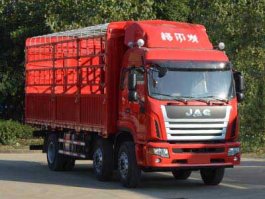 仓栅式运输车
