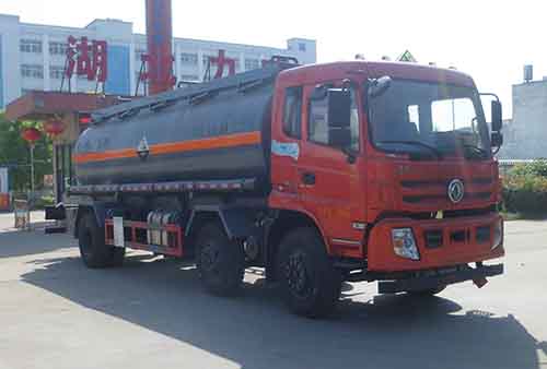 中汽力威牌HLW5254GFW5EQ腐蚀性物品罐式运输车