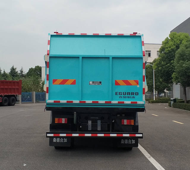 合加牌HJK5120ZDJSTBEV純電動(dòng)壓縮式對(duì)接垃圾車(chē)公告圖片