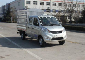 仓栅式运输车