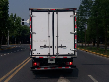 凱馬牌KMC5042XLCEV33D純電動(dòng)冷藏車公告圖片