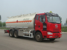 运油车