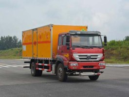 爆破器材运输车