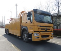 清障车