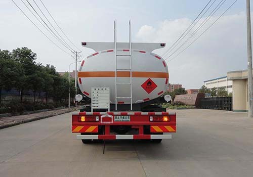 华威驰乐牌SGZ5252GYYZZ5T5铝合金运油车公告图片