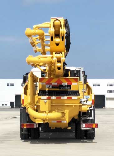 柳工牌HDL5201THB混凝土泵车公告图片