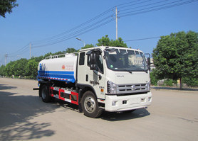 绿化喷洒车